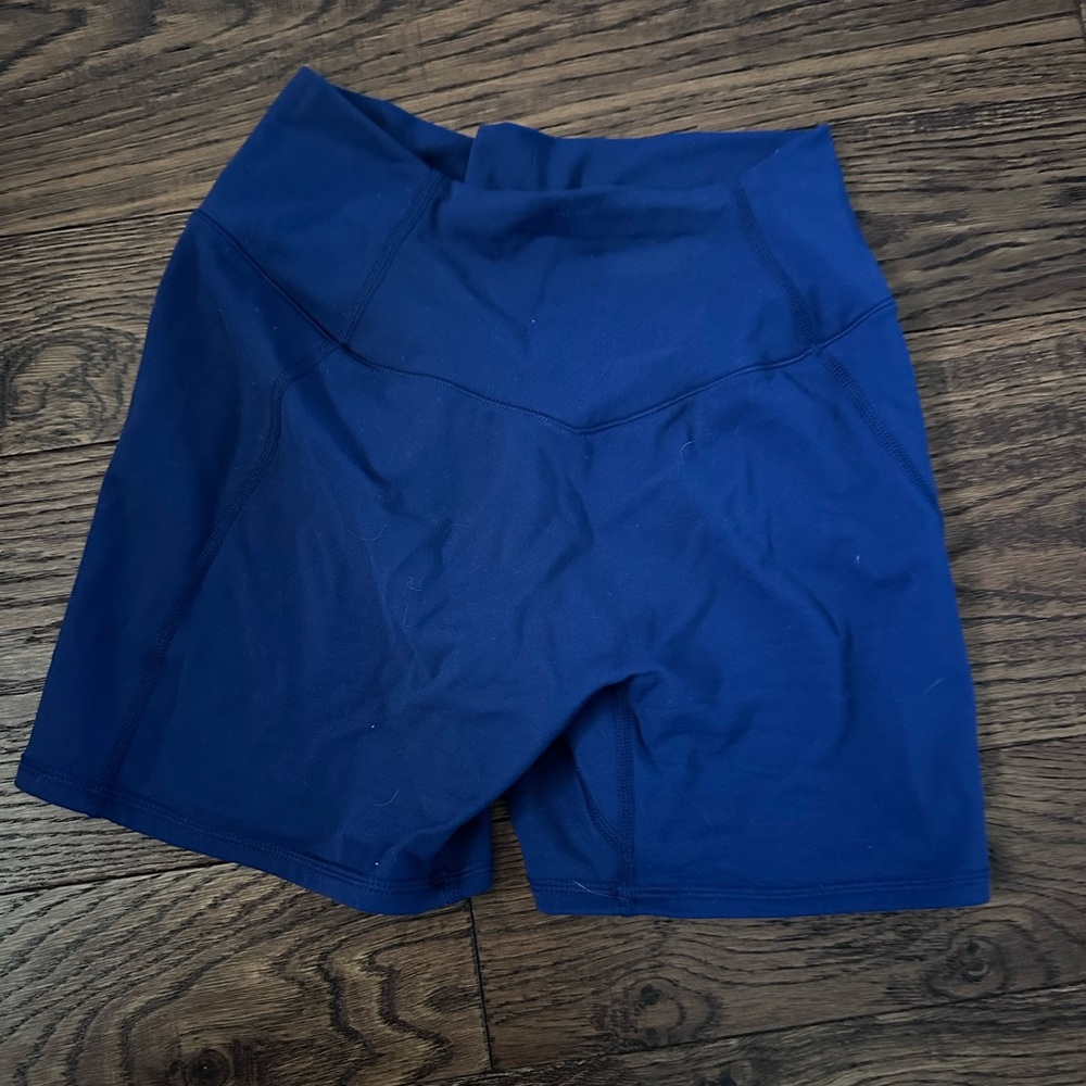 BuffBunny Women's Midnight Navy Curve Shorts 4”